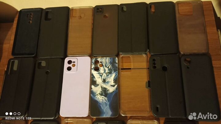 Чехлы на телефон