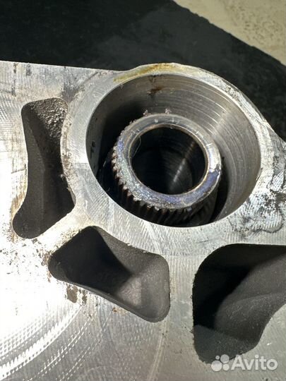 Угловой редуктор volvo хс 90