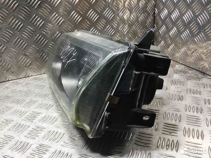 Фара левая Mitsubishi Space Gear 11087245 4G63