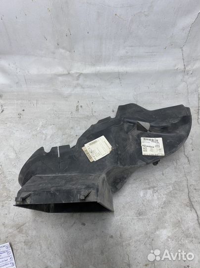 Воздуховод воздухозаборник vag