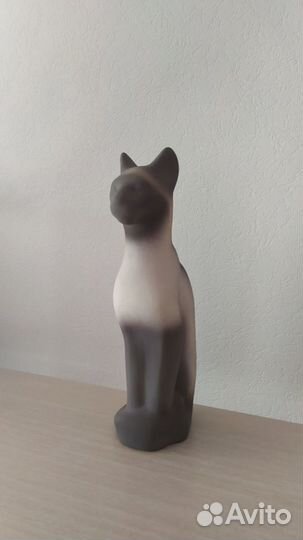 Статуэтка - Кошка