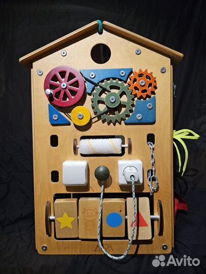 Бизиборд - Занятный Дом