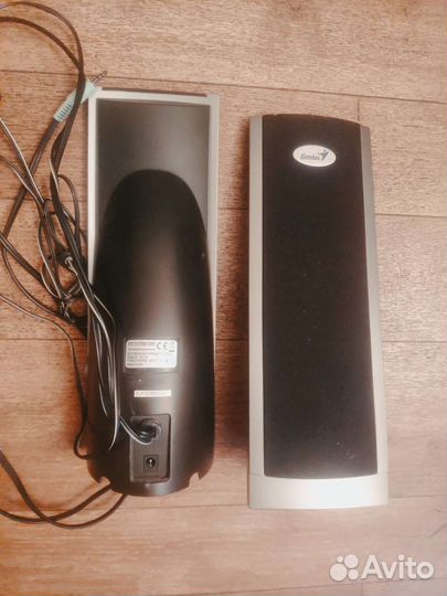 Компьютерные колонки Genius