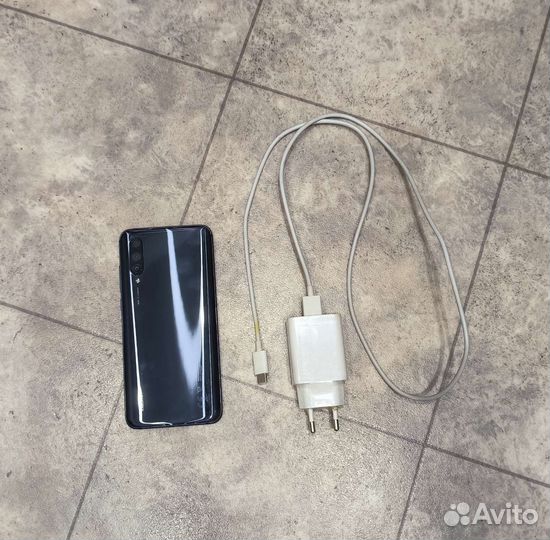 Продам телефон mi 9 lite 128 Гб