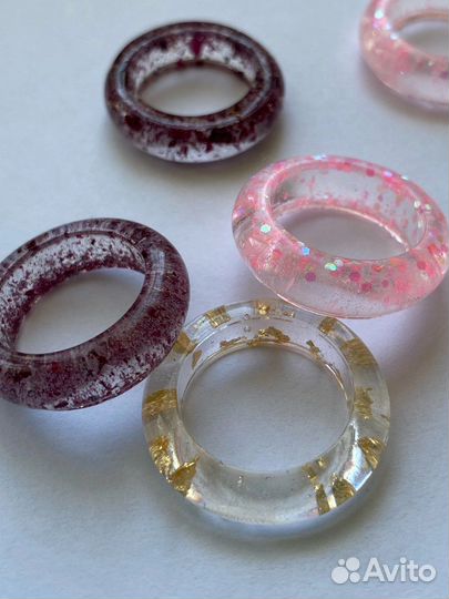 Кольца из эпоксидной смолы