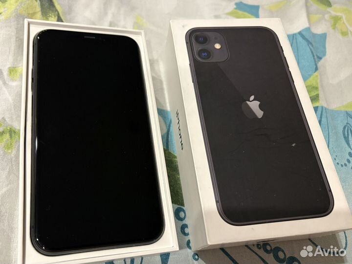 iPhone 11, 64 ГБ