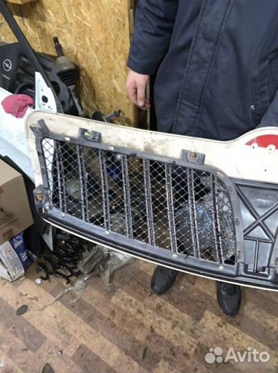 Решетка радиатора Brilliance M2