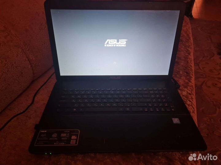Ноутбук asus