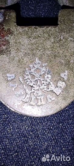 Замок Варыпаев