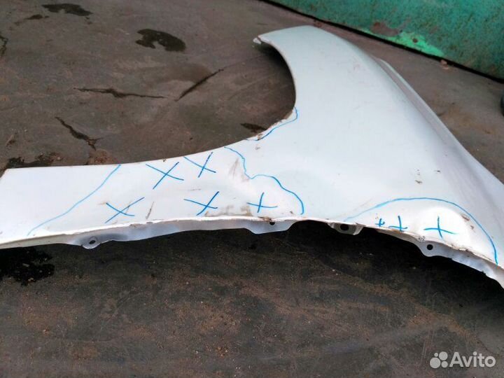 Крыло переднее левое Lexus Lx 570 2015+