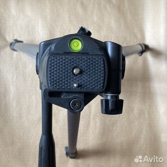 Штатив с 3D головкой Doerr King