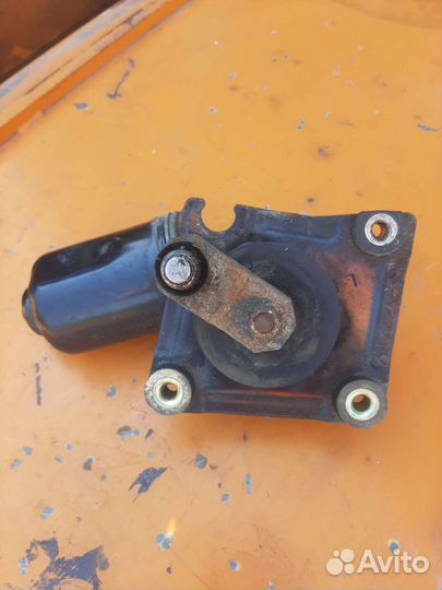 Моторчик стеклоочистителя Ниссан Премьера 1998год