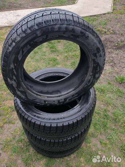 Bridgestone Blizzak Revo GZ 205/55 R16