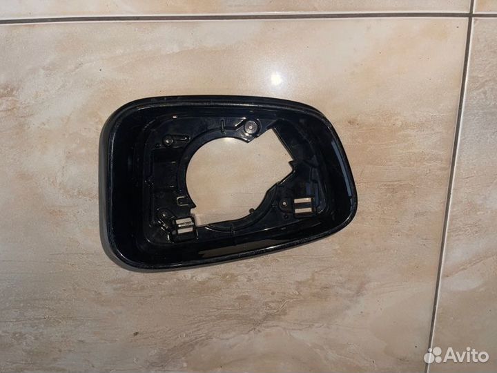 Рамка зеркала левая Volkswagen Golf 7 С 2012 По