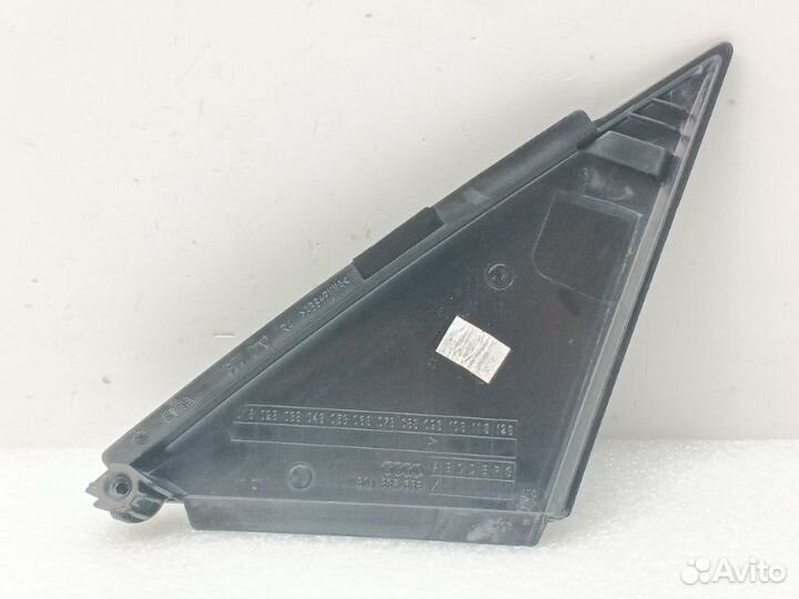 Накладка двери передняя правая Audi Q5 FY 2.0 DET