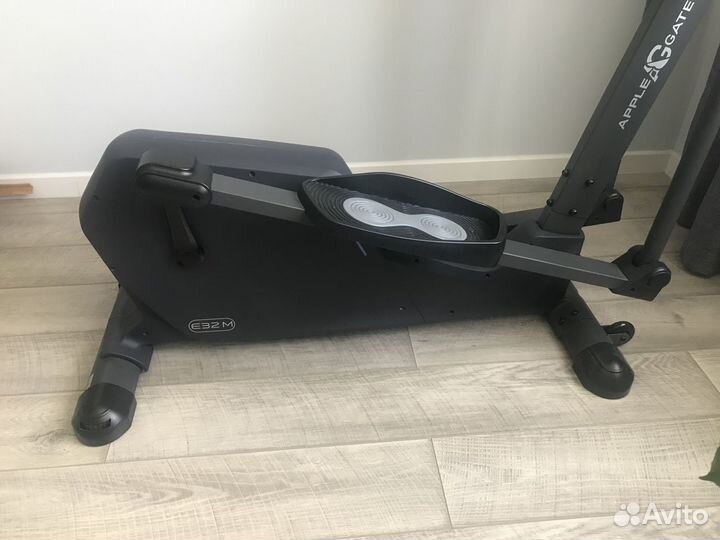 Эллиптический тренажер applegate E32 M