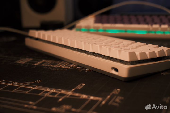 Vortex NEW POK3R RGB white