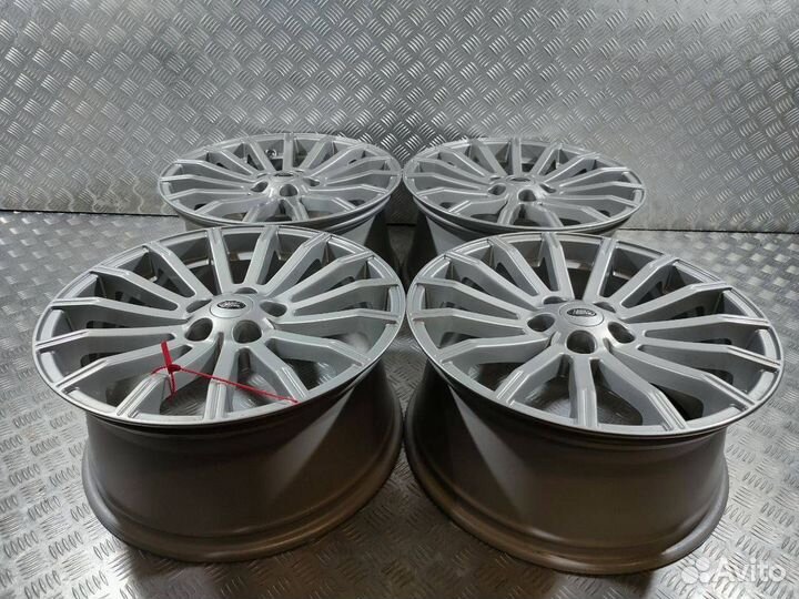 Комплект литых дисков R19x9 5x120