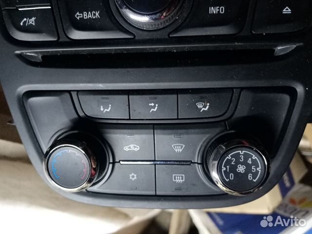 Блок управления печкой на Опель Мокка 2014 год