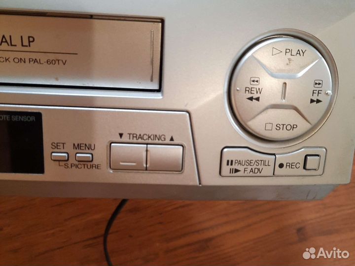 Видеомагнитофон