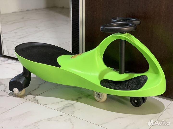 Машинка-каталка/ плазмакар/ бибикар