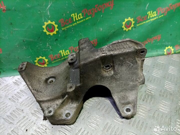 Кронштейн кондиционера Opel Vectra B седан 2.0