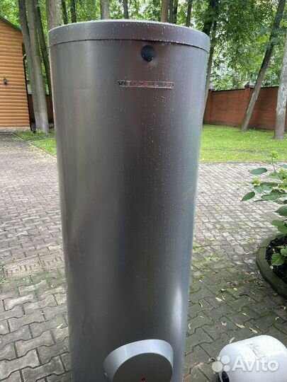 Бойлер косвенного нагрева напольный 300л Wiessmann