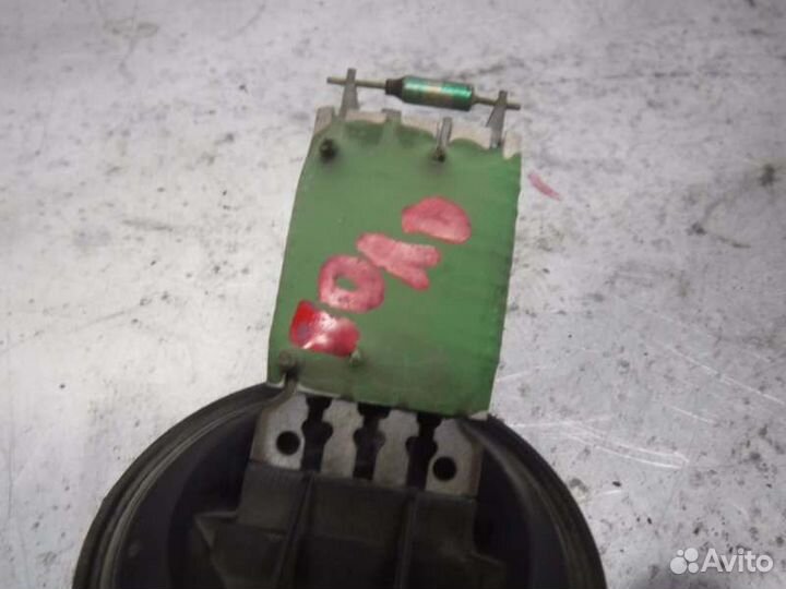 Резистор отопителя Volkswagen Polo хэтчбек BUD