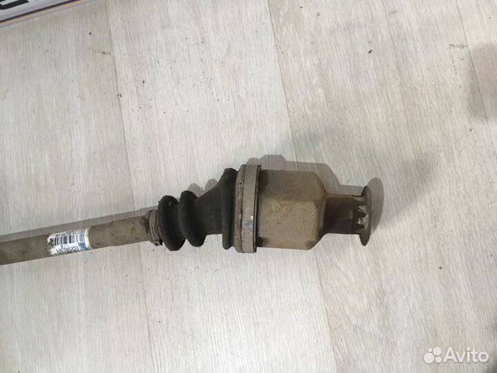 Привод подвески колеса Nissan almera G15 Прав