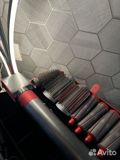 Стайлер dyson бу