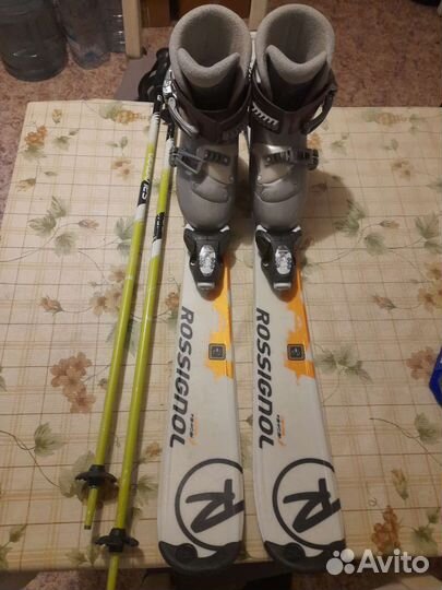 Комплект детские лыжи,ботинки, палки