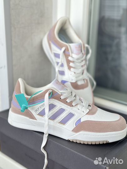 Кроссовки женские adidas