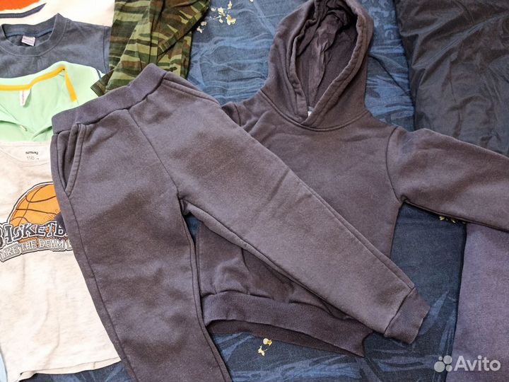 Вещи пакетом на мальчика 104-110