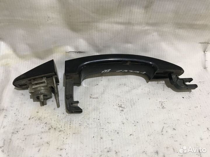 Ручка двери передней наружная левая Ford Focus 3