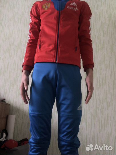 Лыжный костюм (разминочный)