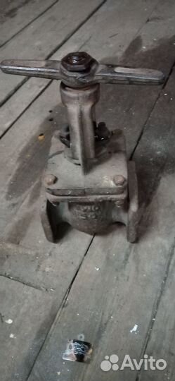 Продам задвижки