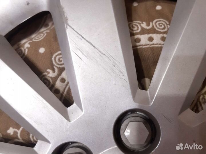 Продам колпак оригинал на Шевроле Круз