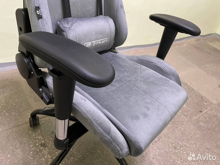 Кресло новое