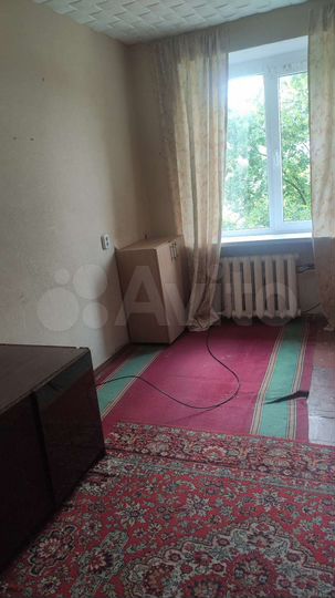 Комната 12 м² в 4-к., 5/5 эт.