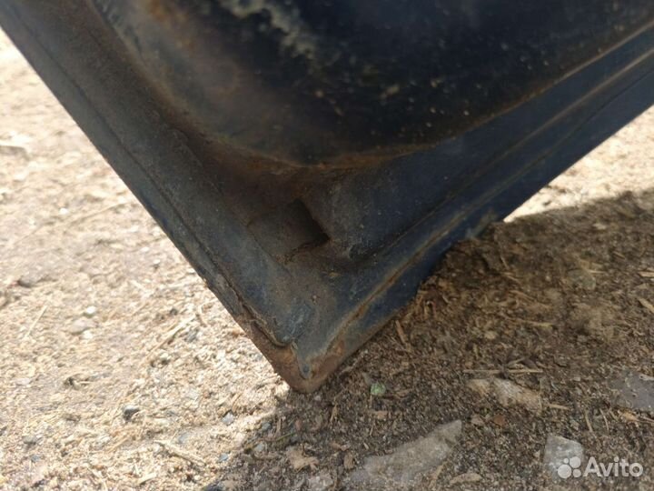 Дверь передняя левая Rover 200