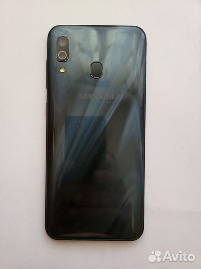 Samsung Galaxy A30, 3/32 ГБ