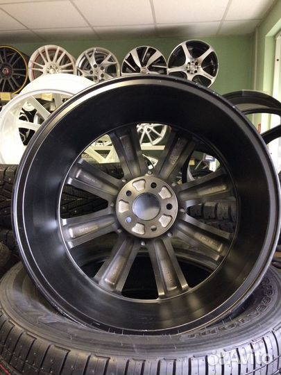 Диски Replay INF3 8x20 5x114,3 ET40 DIA66,1