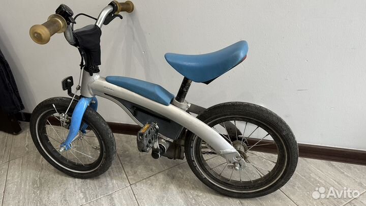 Детский велосипед беговел BMW Kidsbike