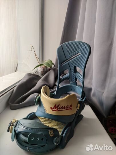 Крепления для сноуборда Burton