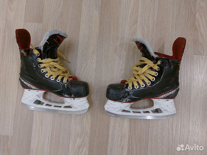 Хоккейные коньки bauer vapor X2.7