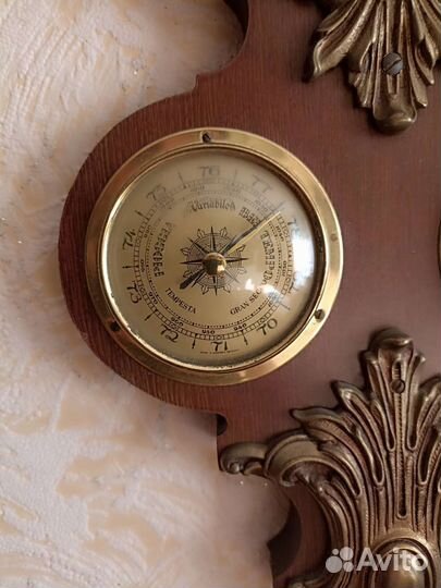 Домашняя метеостанция с часами