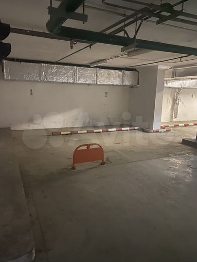 Машиноместо, 15 м²