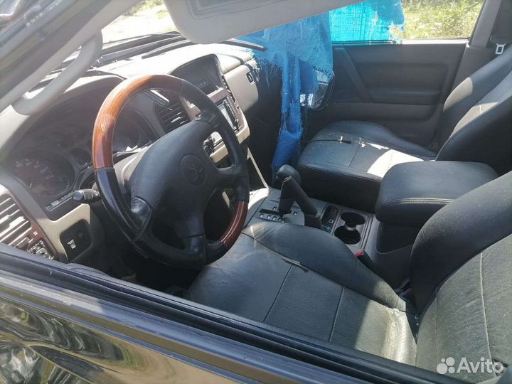 Mitsubishi montero 3 разбор частями