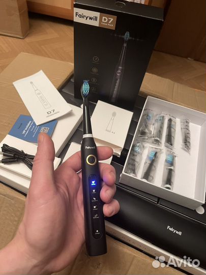 Электрическая зубная щетка Fairywill D7 ультра