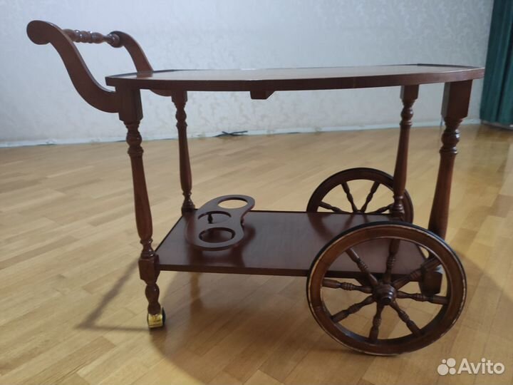 Журнальный столик